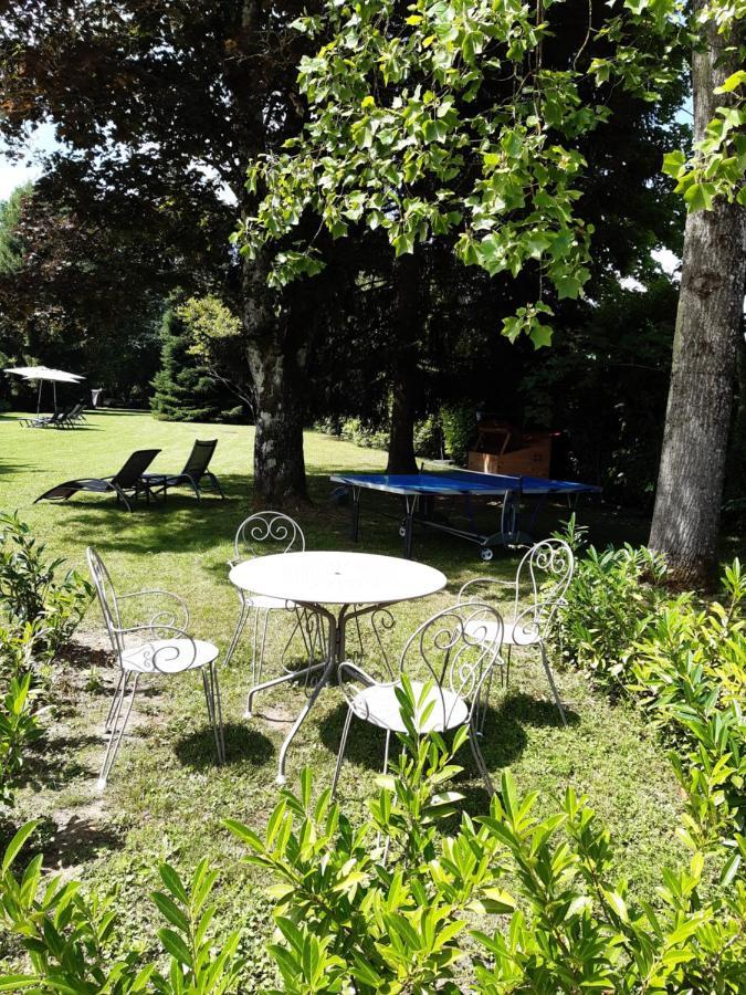 Le Domaine Du Chaffard Acomodação com café da manhã Les Avenières Exterior foto